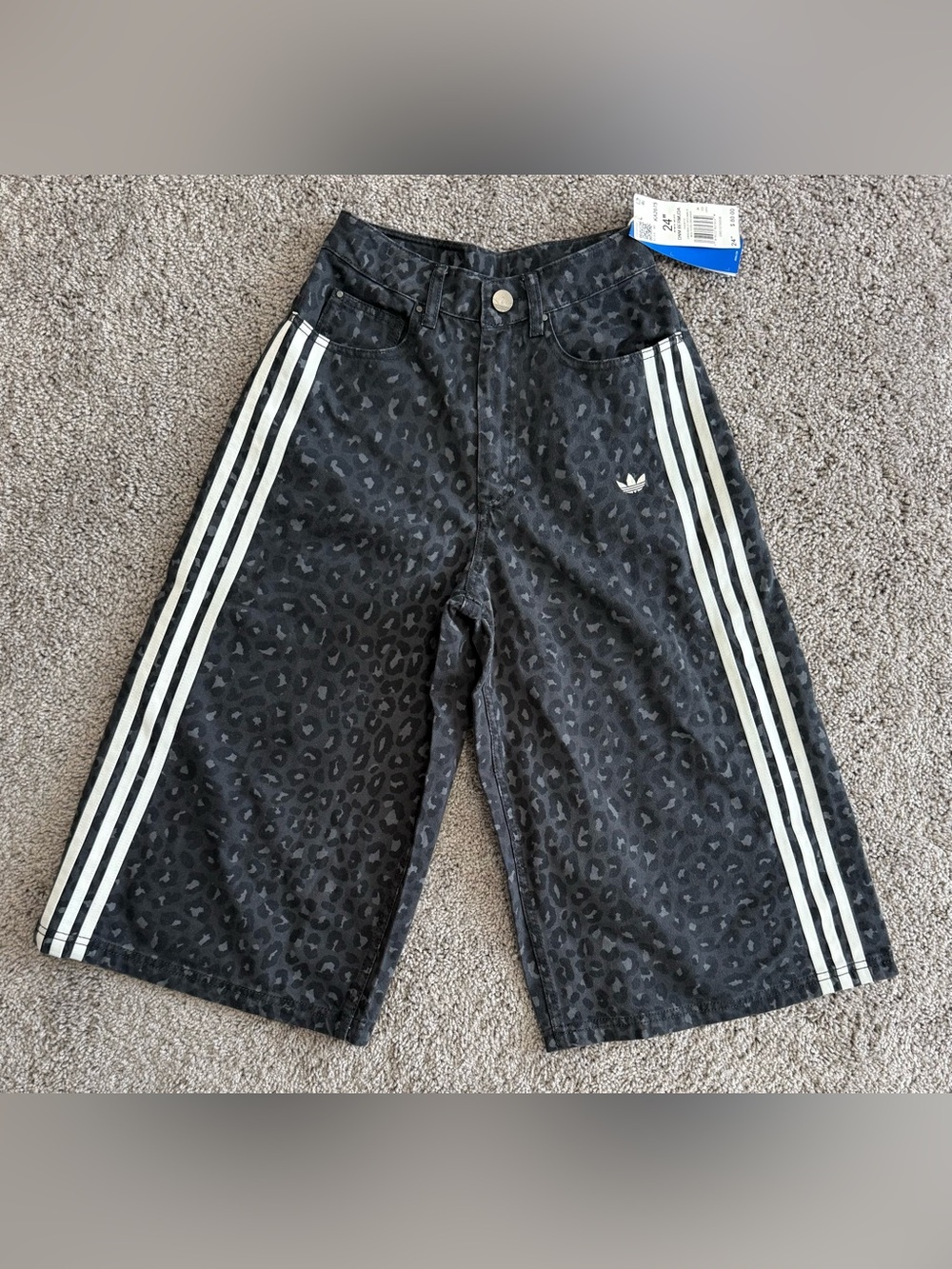 Adidas Originals Denim Bermuda Shorts Leopard Animal Print KA2675 Womens Sz 24”
